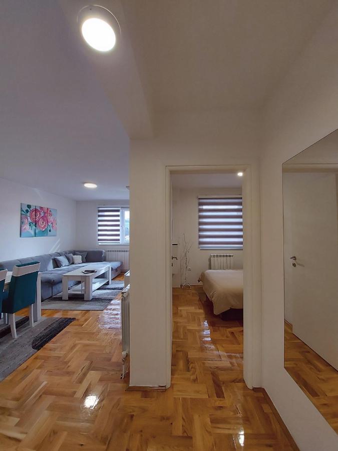 Apartman Victoria Lukavica Exteriör bild