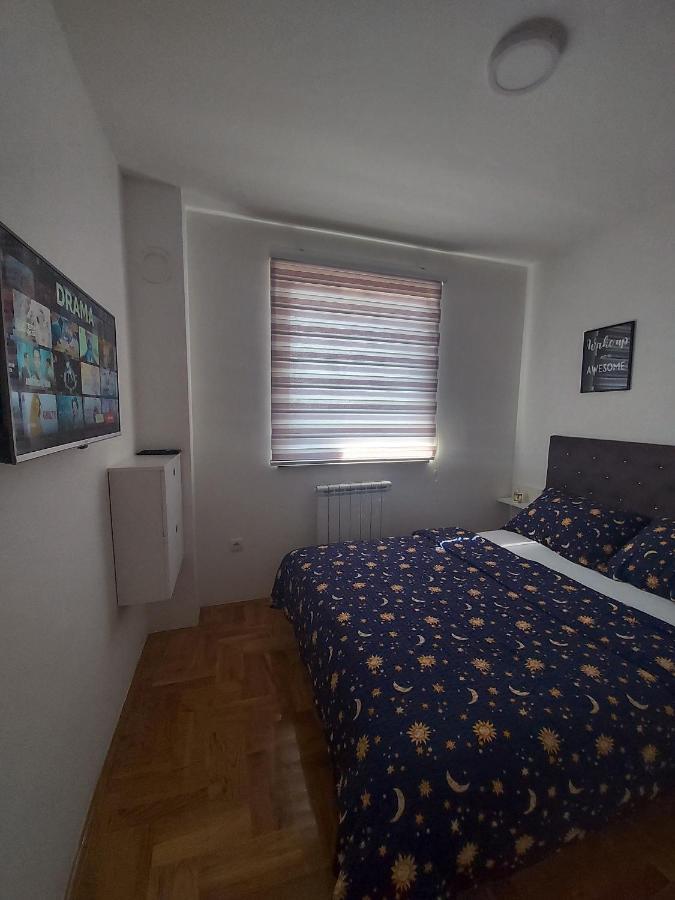 Apartman Victoria Lukavica Exteriör bild